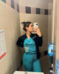 Sarah K., ER Nurse